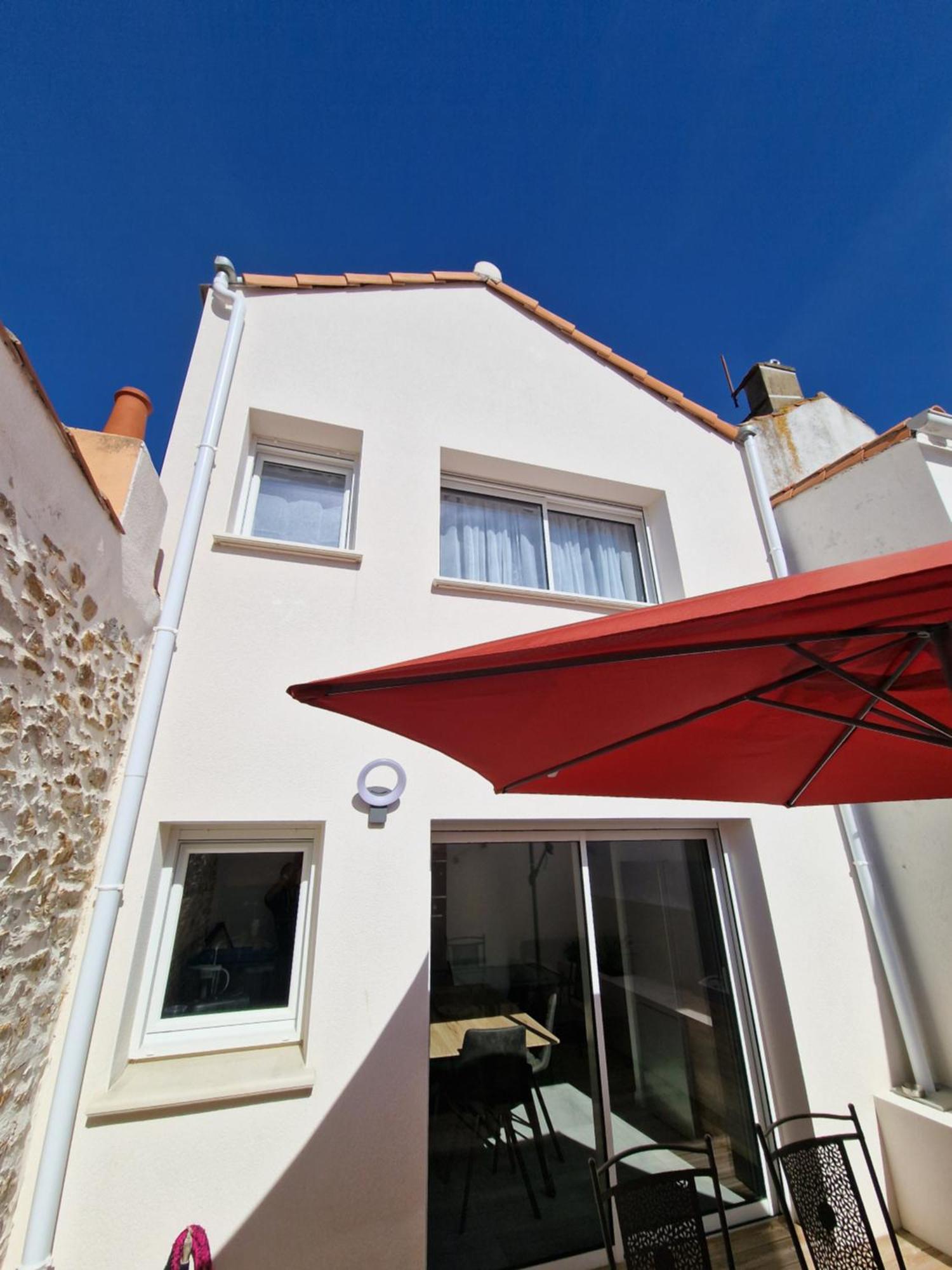 La Maison De Leo Les Sables-d'Olonne Bagian luar foto